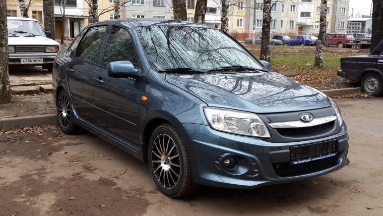 Приора 2 кварц чёрные ШТАМПЫЭ