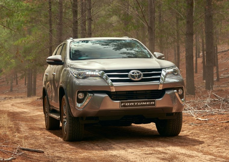 Тойота Крузер 200