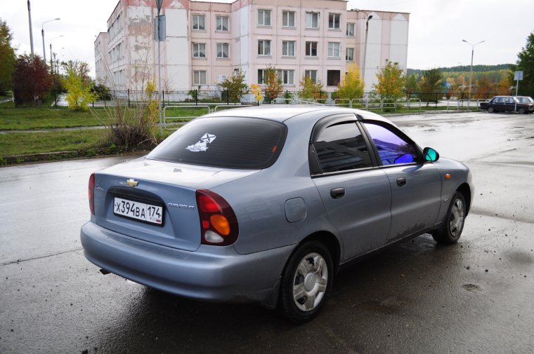 Chevrolet lanos черный