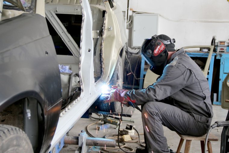 Сварка автомобиля