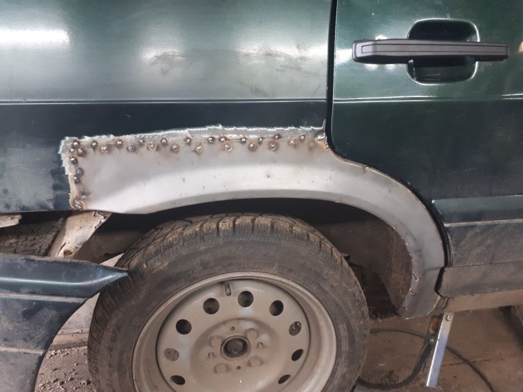 Сварка ремвставки заднего крыла ВАЗ 2114