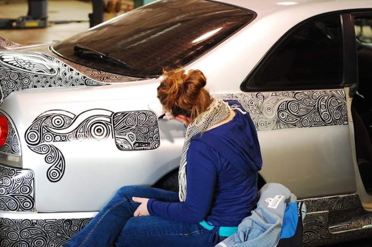 Разрисовка машины маркером