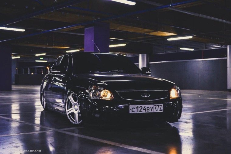 Лада Приора чб