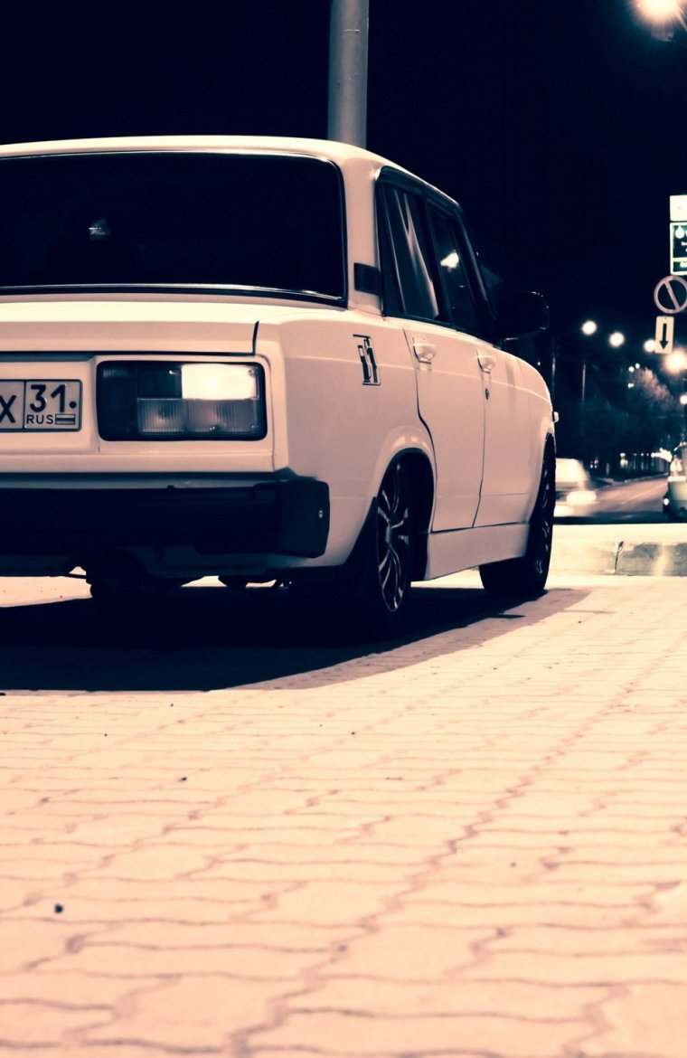 Оперскаие машины с закатом