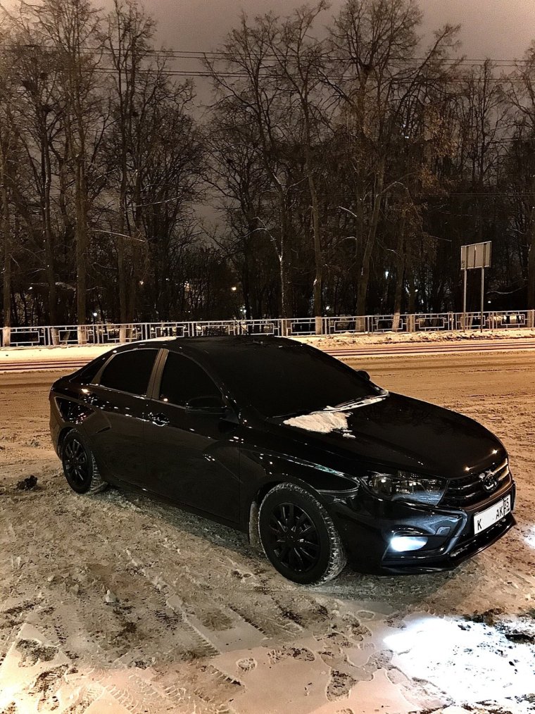 Машина на закате Приора