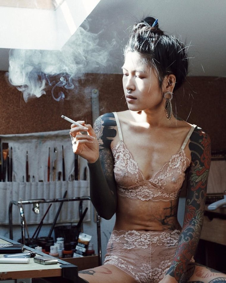 Женщины якудза Хлои Джафэ