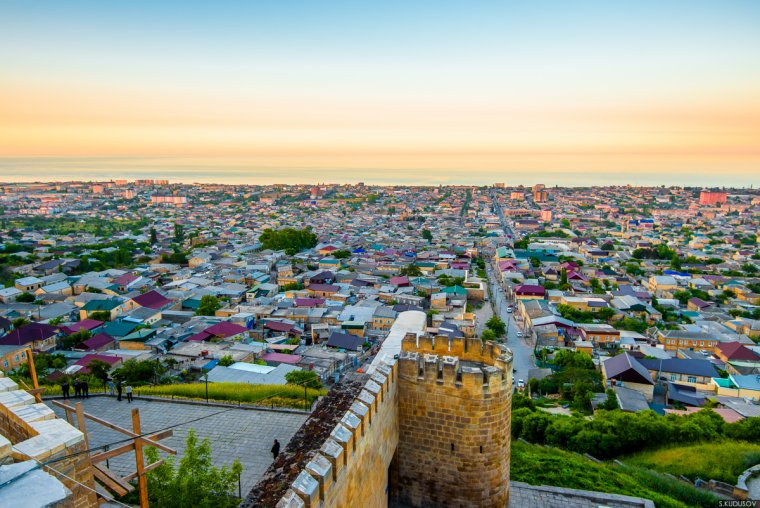 Город Махачкала улица Буйнакского