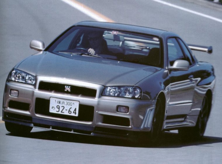 Nissan Skyline r34 старый