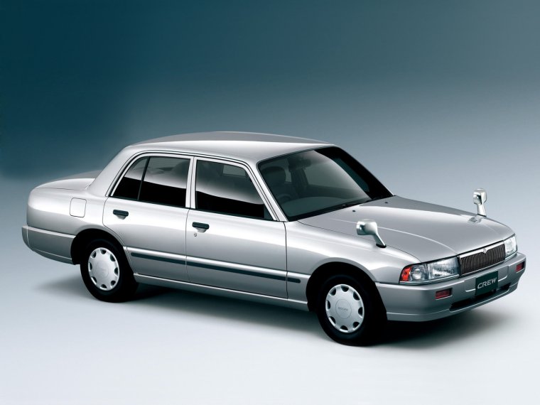 Ниссан 90 годов седан