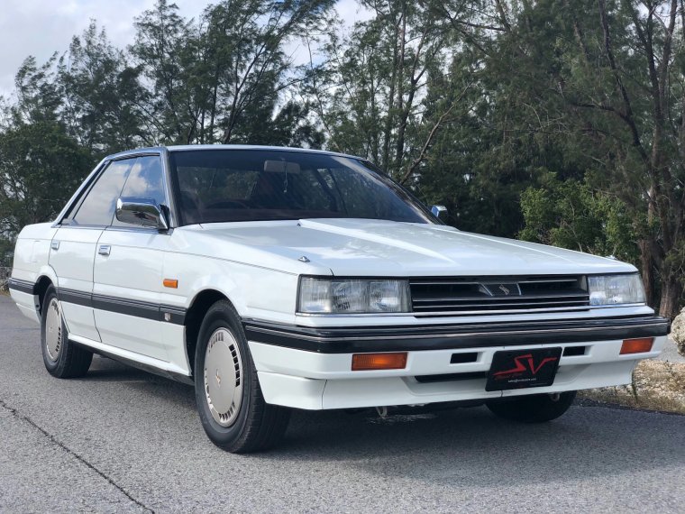 Nissan Skyline r31 седан