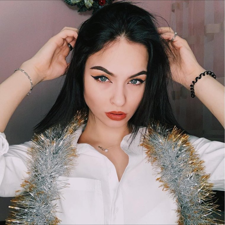 Анастасия Усеева и Влад неопознанный