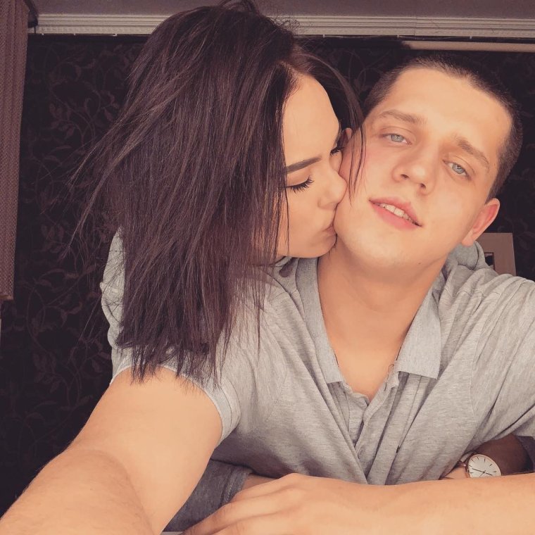 Эстетика ягодиц девушки