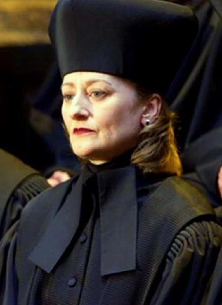 Мадам Боунс Гарри Поттер