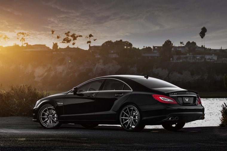 Mercedes Benz CLS 63 AMG