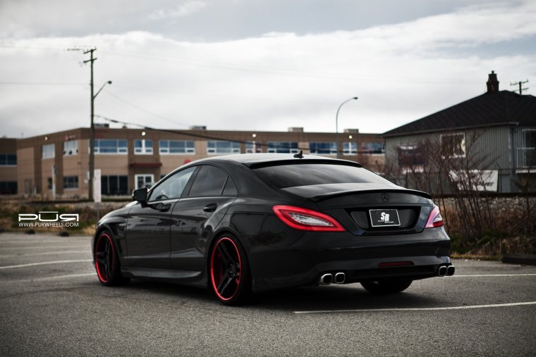 Мерседес CLS 550 Black AMG