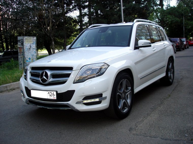 Белый Мерседес джип 2021