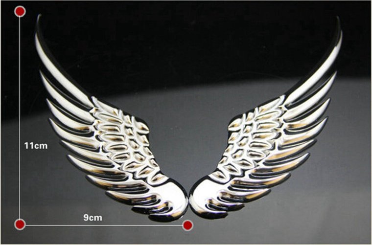 Марка автомобиля с крыльями