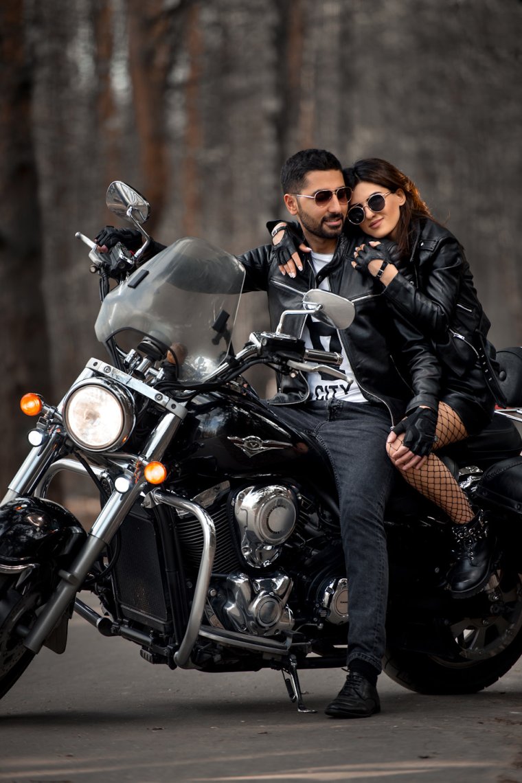 Александр Устюгов на мотоцикле