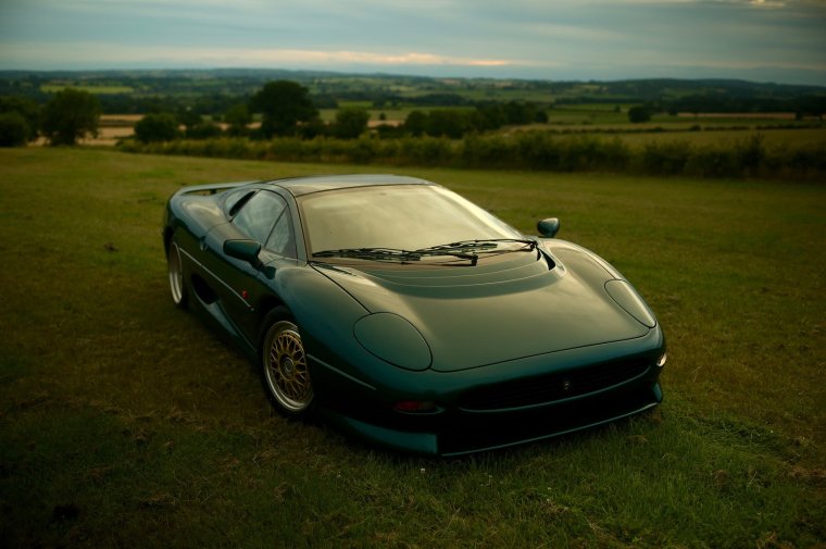 Jaguar xj220 фары