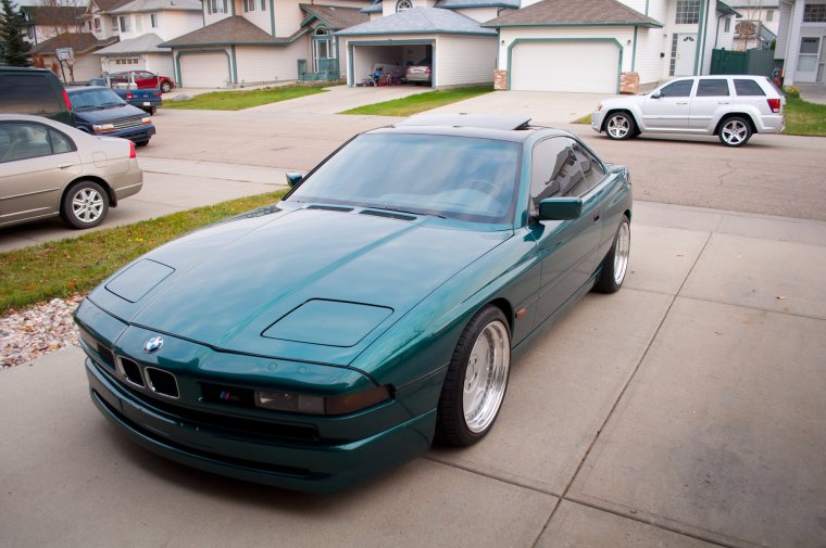 BMW 850i Green