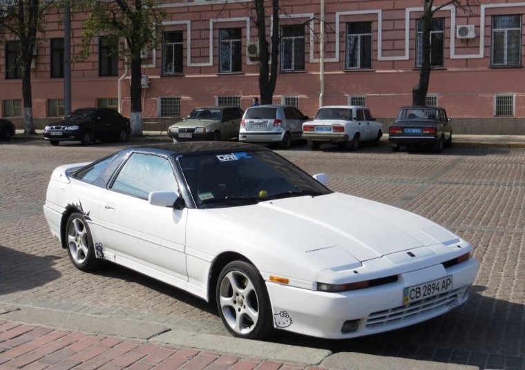 Toyota Supra a70 белая