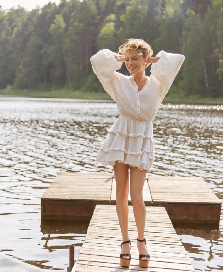 Елена Подкаминская ноги