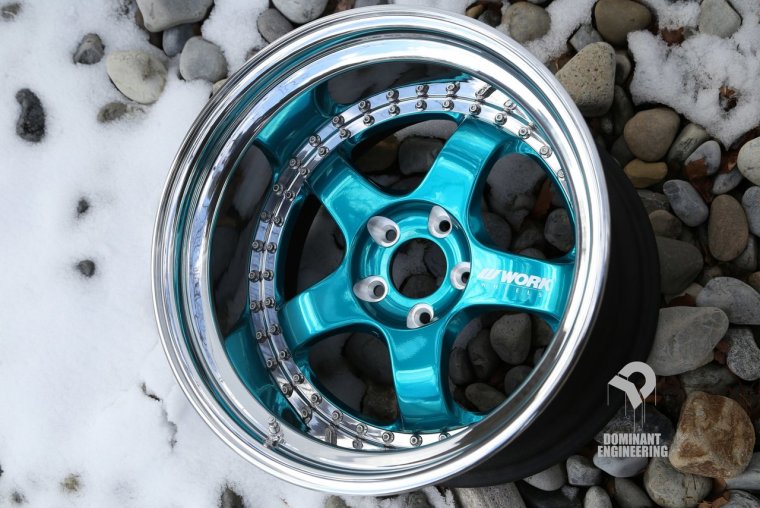 Бюджетные диски с полкой