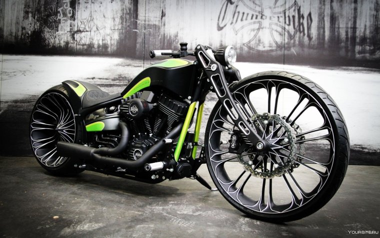 Harley Davidson v Rod красный