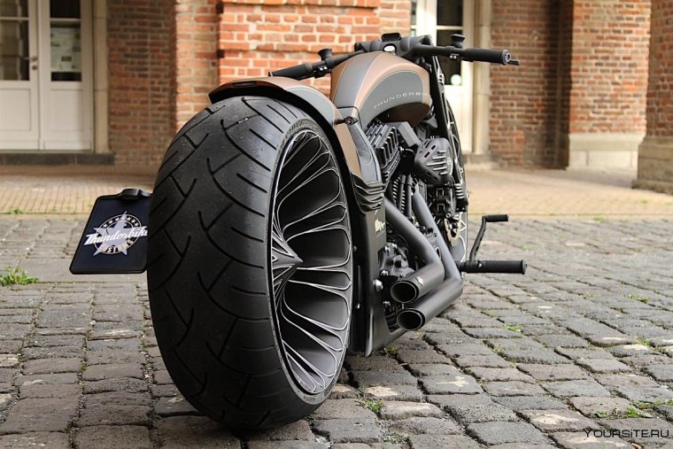Мотоцикл Harley Davidson Custom