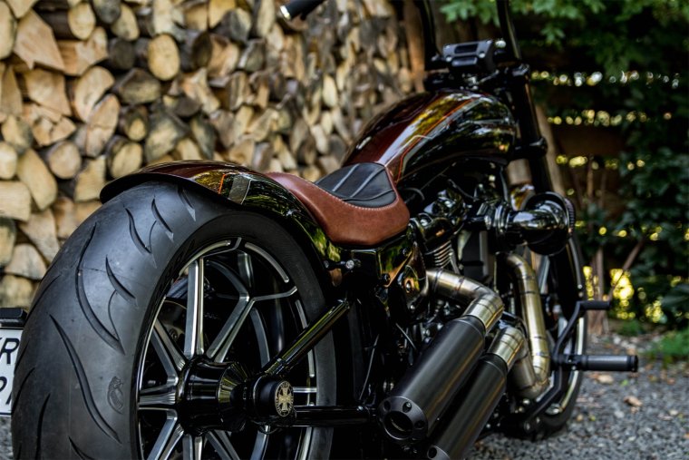 Мотоцикл Харлей Дэвидсон v-Rod Custom