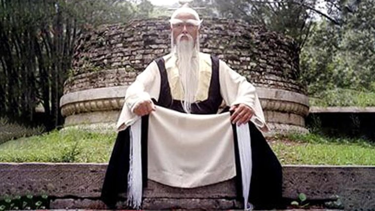 Пай Мэй монах