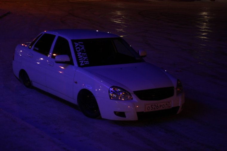 Белая Приора 4к