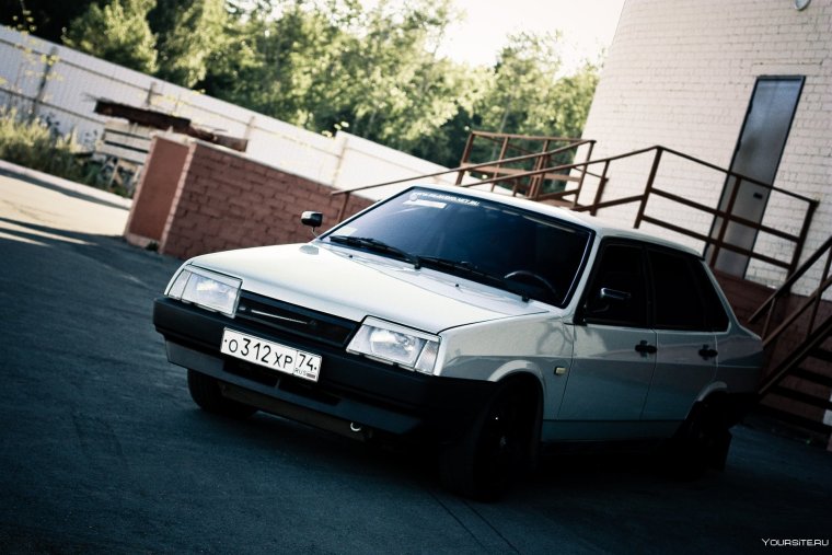 ВАЗ 2199 И 2109