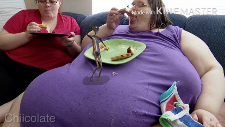 Толстяк с пивным животом