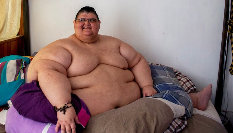 Две девочки толстушки