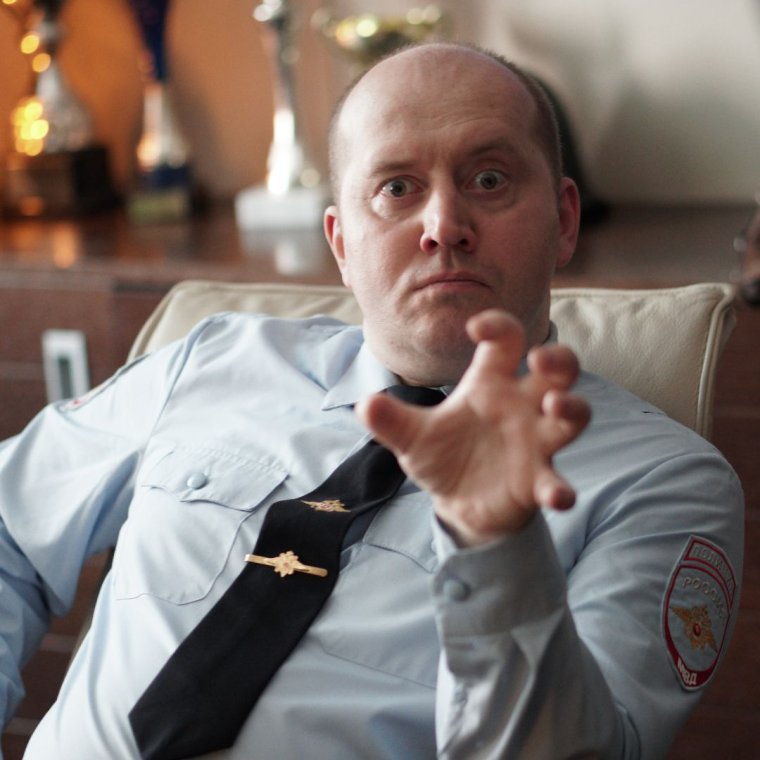 Полицейский с рублёвки мне в тюрьму нельзя