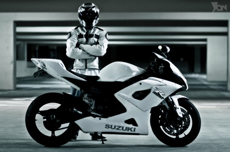 Аватарки с мотоциклами для парней