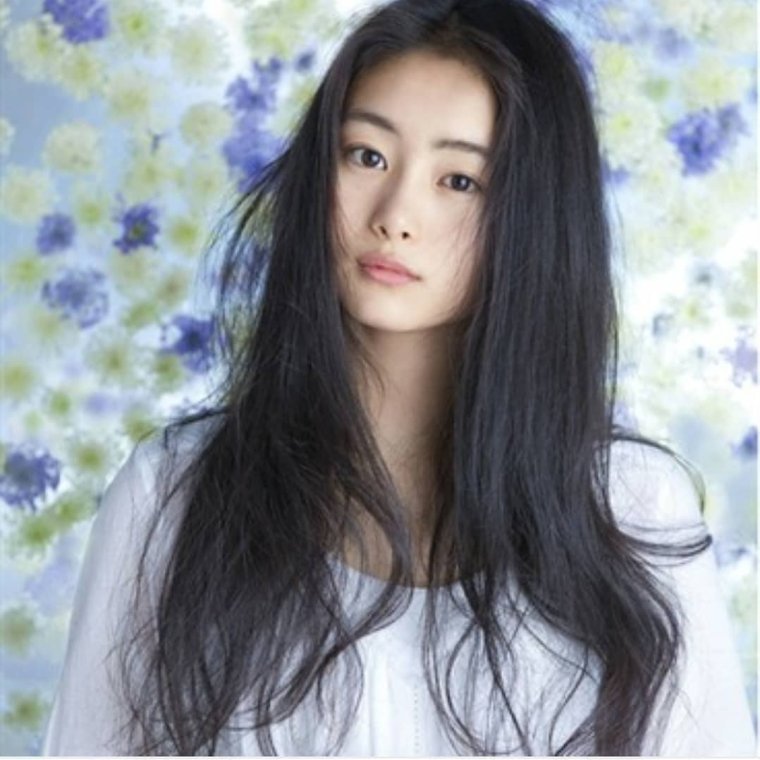 Сиори Куцуна Максим