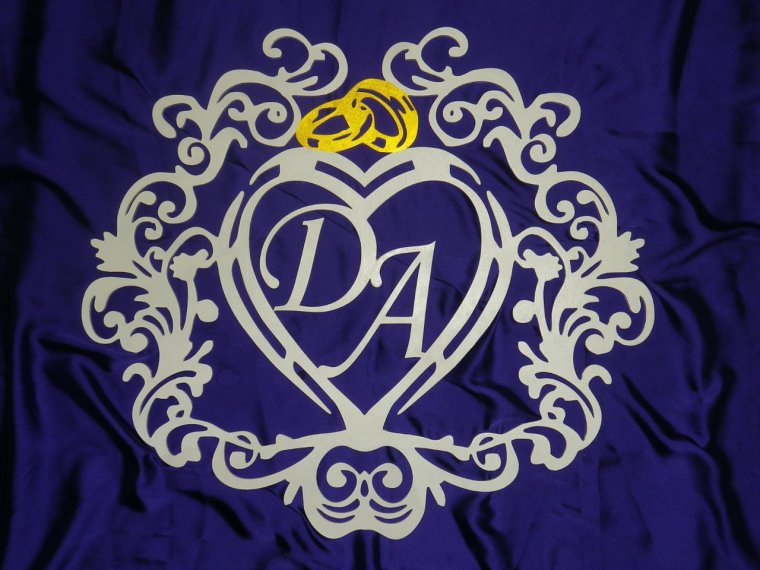 Монограмма молодоженов