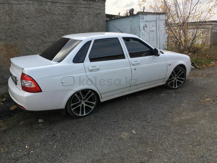 Лада Приора седан р16 рельсы