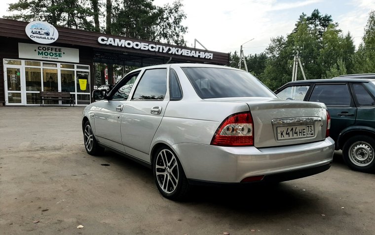 Белая Приора r15 рельсы