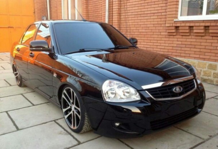 Черная Приора седан р17