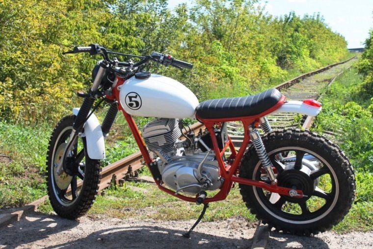 Suzuki Intruder 400 Cafe Racer