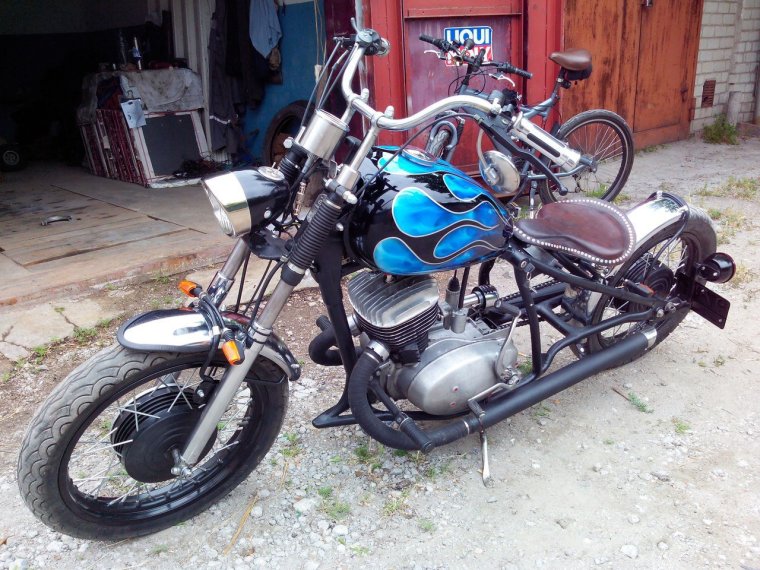 Мотоцикл ИЖ боббер