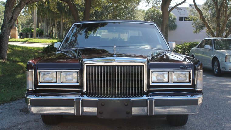 Линкольн Таун кар 1 1988