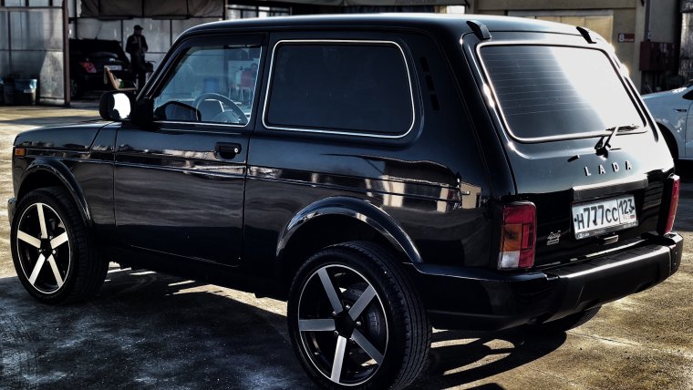 Черная Нива Урбан на ВОССЕНАХ