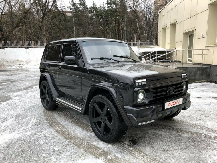 Лада 4x4 Урбан черная