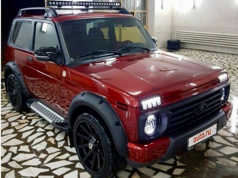 Лада 4x4 2121 Нива красная