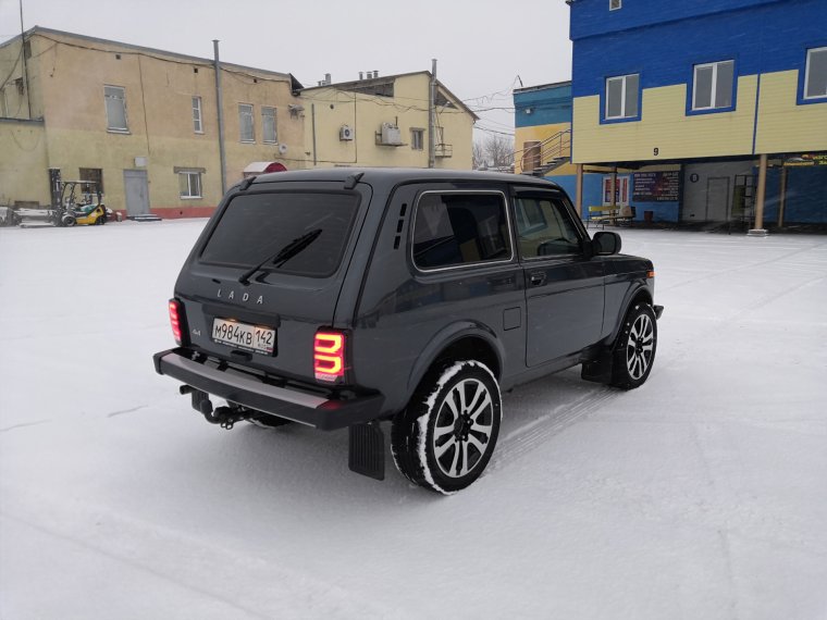 Нива Урбан r16