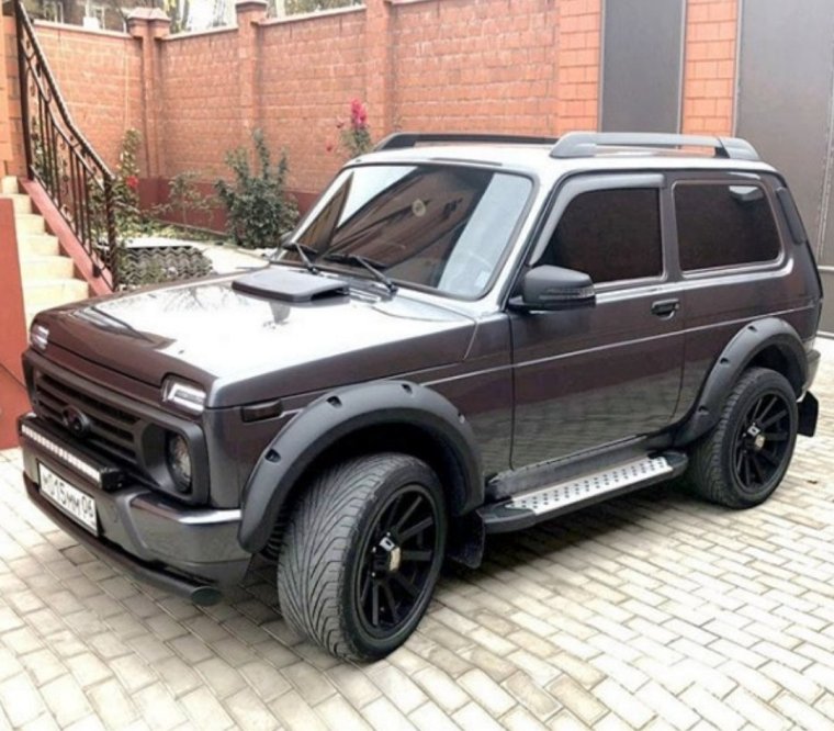 Нива 2131 Урбан в обвесе